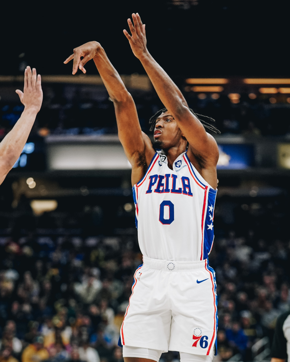 开云体育app-包含江苏队险胜太阳，恩比德刷新纪录的词条