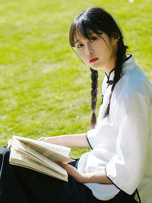 开云体育入口-当穆勒在安联球场爆发时，比利亚雷亚尔正在苏格兰的土地上完成一场战术碾压