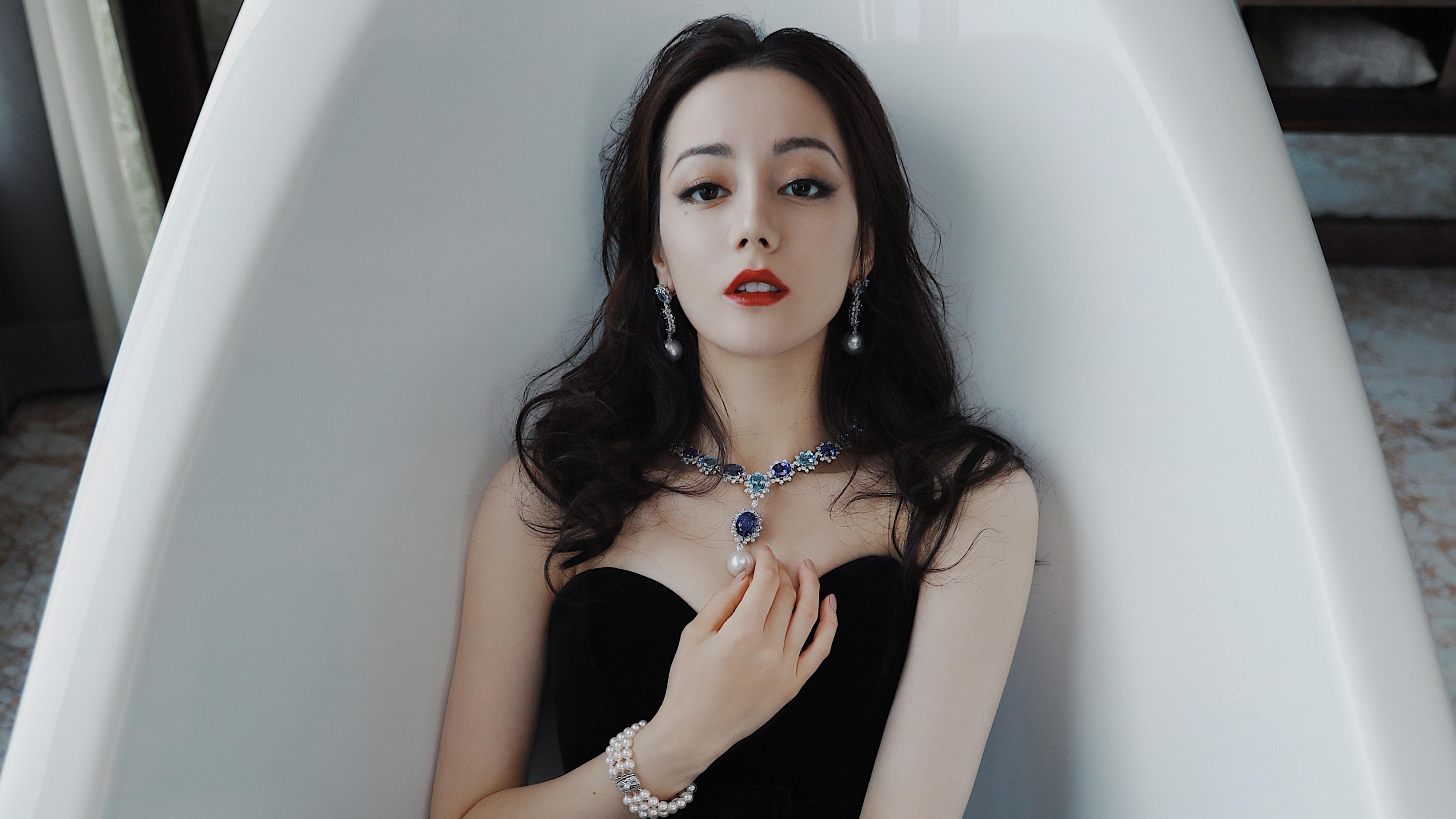 狭路相逢，乔治以实力证明自我，太阳巅峰对决险胜北京