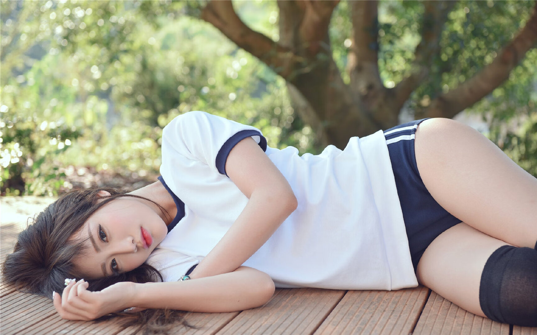 开云体育官网-巨星闪耀与团队迷失，爱德华兹如何在90分钟内主宰意甲焦点战的命运