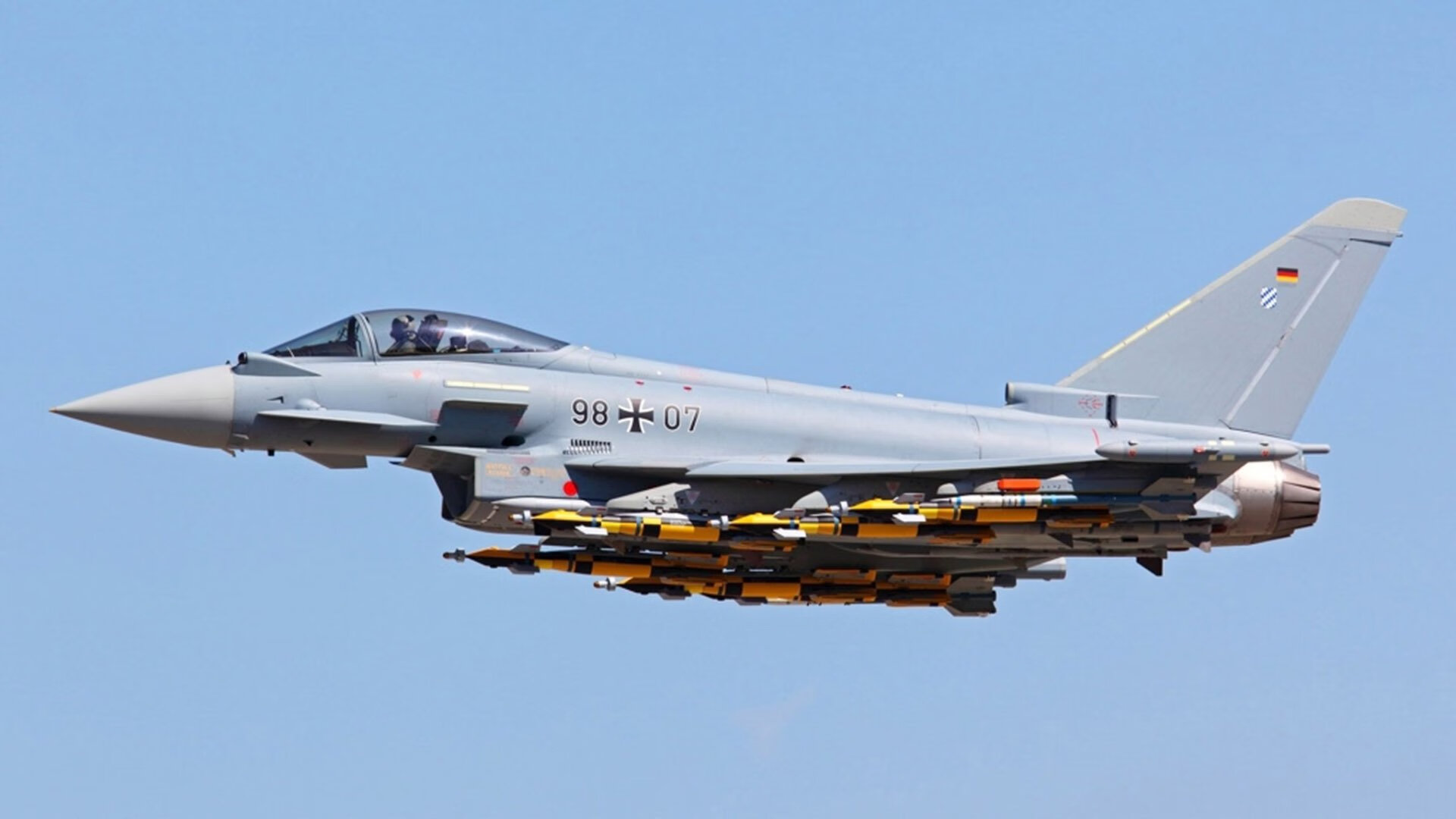 双线收割，法国足球如何在资本与赛场同时完成征服