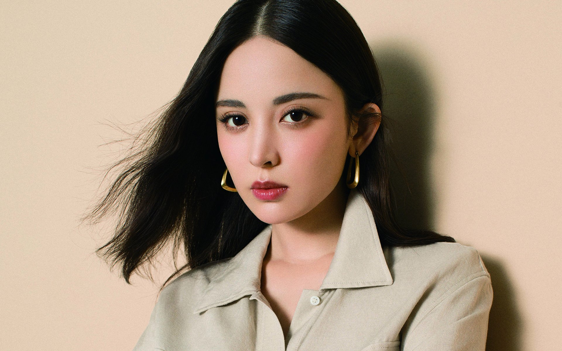 开云体育中国-东瀛武士遭超级黑豹碾压，奥斯梅恩独造三球，秘鲁全场压制日本，G组格局一夜颠覆